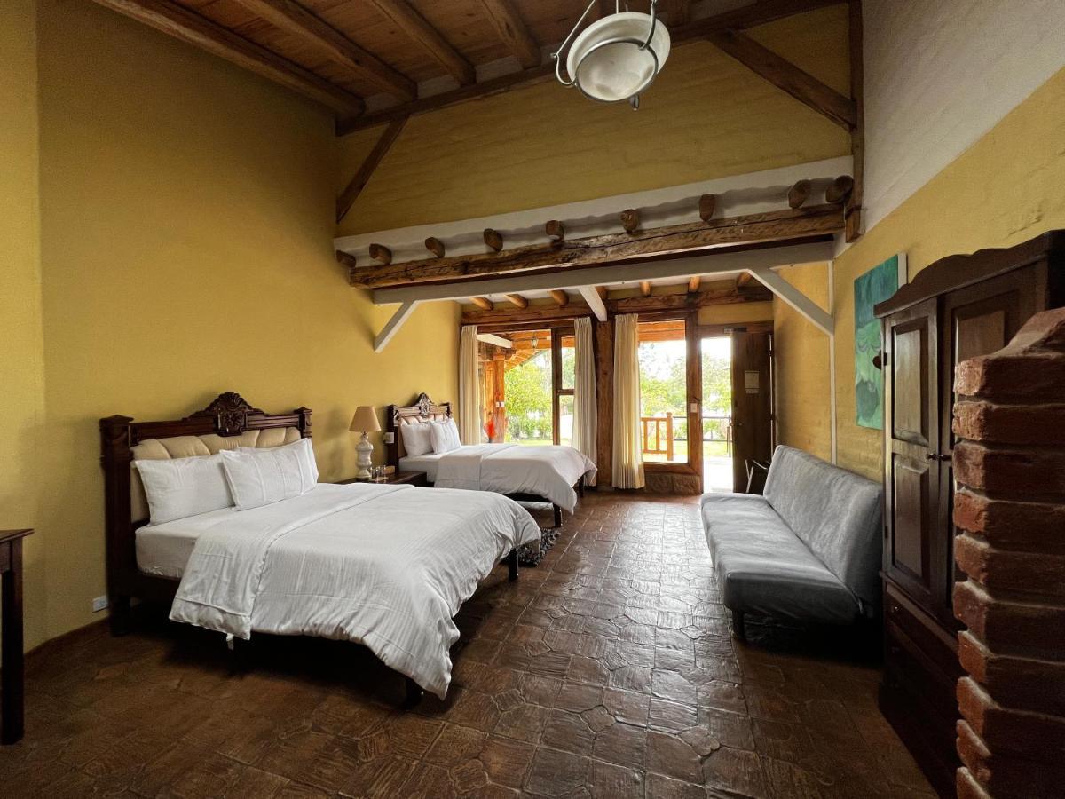 Hacienda Jimenita Wildlife Reserve Puembo 외부 사진